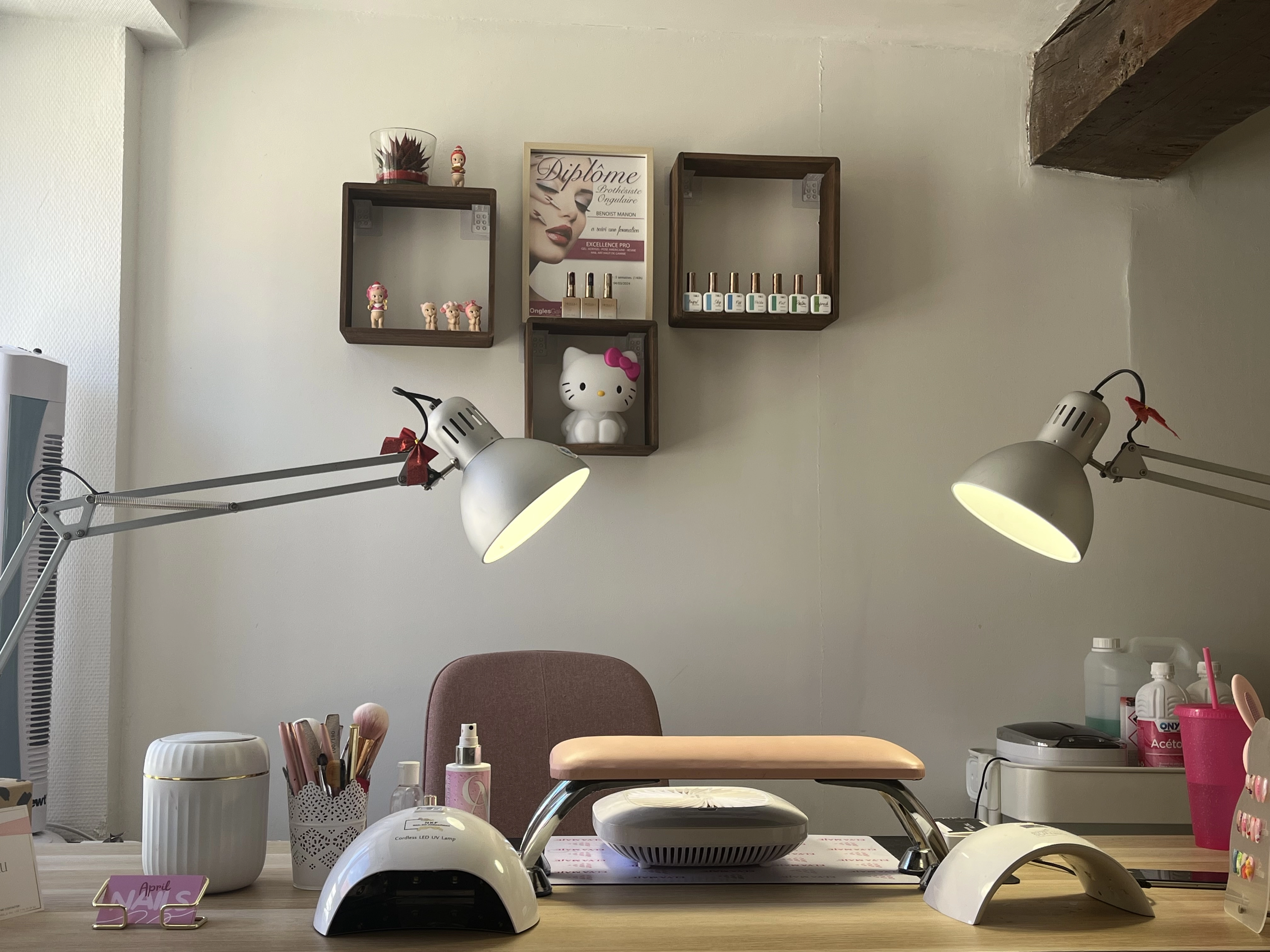 Bureau et espace de travail April Nail's - Prothésiste ongulaire Auxonne